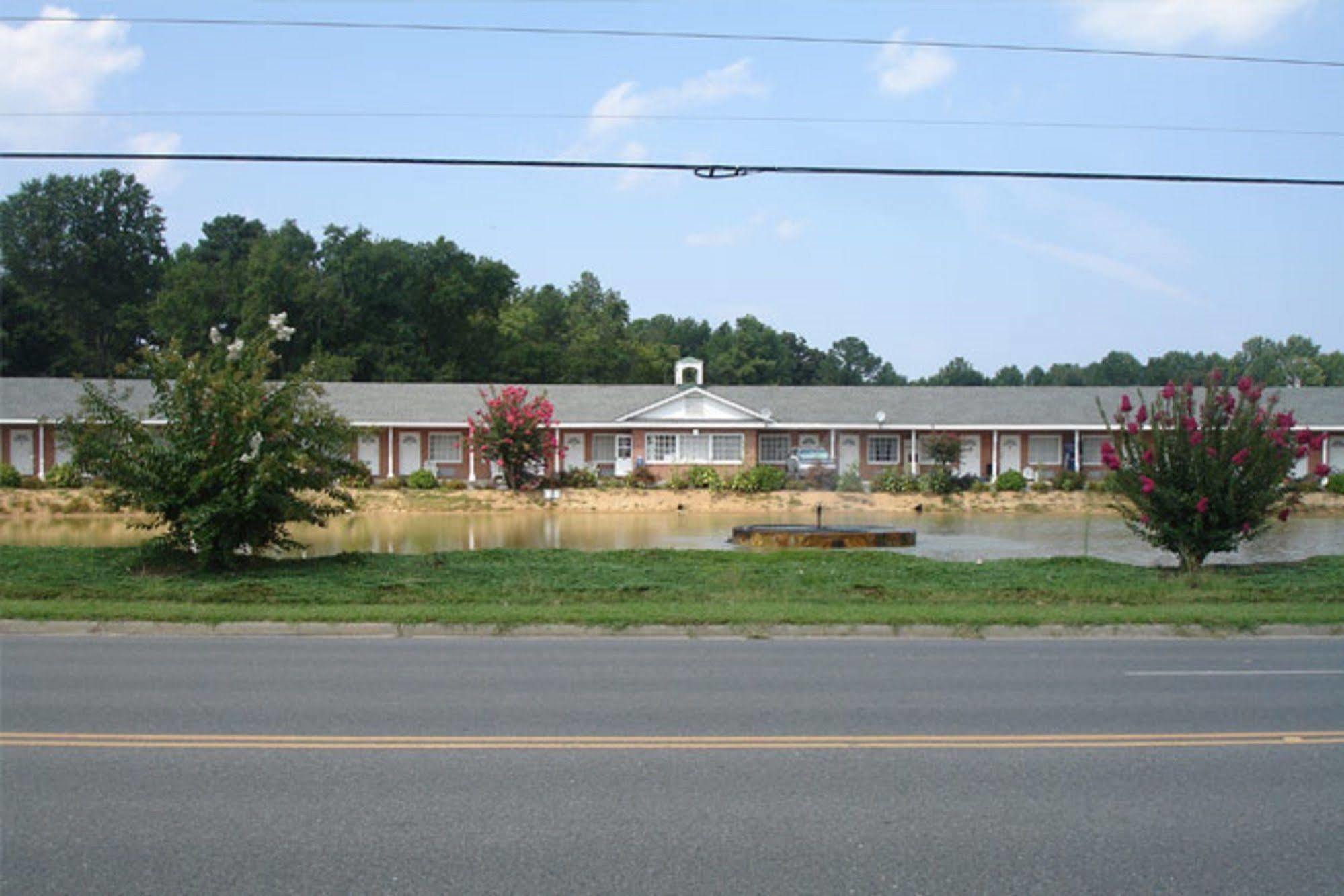 Washington & Lee Motel East End Extérieur photo